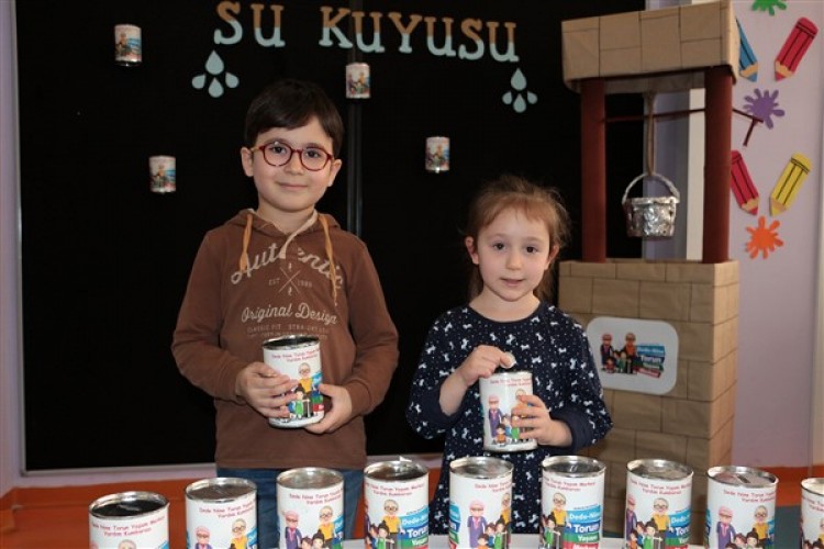 Dede Nine Torun Yaşam Merkezi öğrencileri Bangladeş'te su kuyusu açtırdı