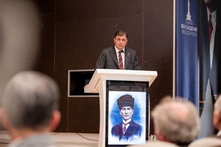 Tugay: İzmir Kentsel Gıda Stratejisi Belgesi'yle bu sürecin parçası olacağız