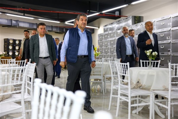 Esenler Belediyesi'nden "Çeyiz Destek Merkezi"