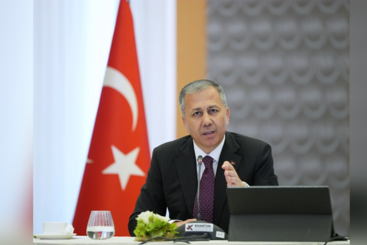 Bakan Yerlikaya: "Hainlerin DHKP/C terör örgütüne üye oldukları tespit edilmiştir"