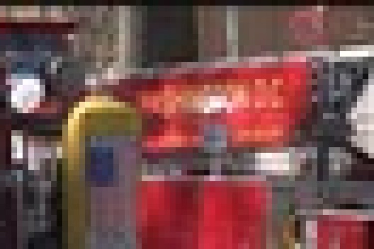 Hava Kuvvetleri subayı İsrail'in Washington büyükelçiliği önünde kendini ateşe verdi