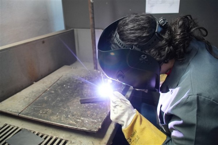 Kadınlar için kaynakçılık kursuna başvurular devam ediyor