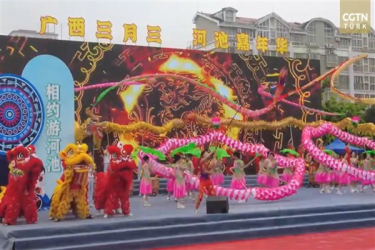 3 Mart Bayramı Guangxi Zhuang Özerk Bölgesi'nde kutlandı