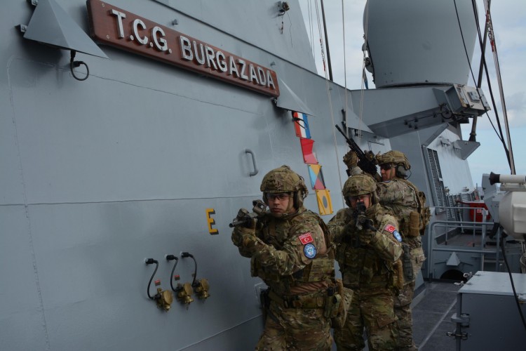 TCG Burgazada'nın Doğu Akdeniz'deki görevi başladı