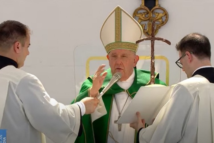 Papa Francis uyardı: Demokrasinin sağlığı iyi değil