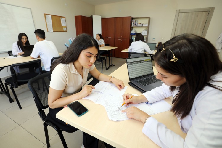 Yenimahalle Belediyesi'nden öğrencilere tercih desteği