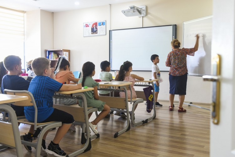 Ankara Büyükşehir Belediyesi'nin yaz okulları başladı
