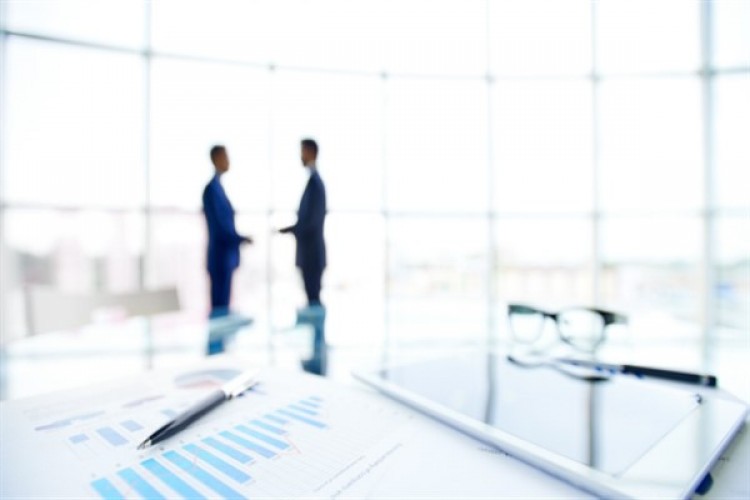 Bakan Işıkhan, Türkiye Kamu-Sen Konfederasyonu'nun kuruluş yıl dönümünü kutladı