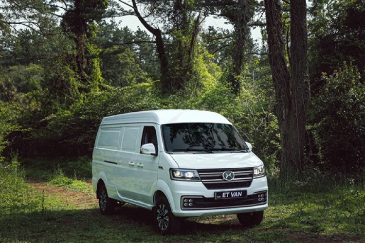 SWM'den yeni elektrikli ticari