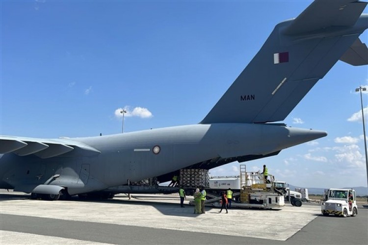 Katar, sel ve toprak kaymalarından etkilenen Tanzanya'ya yardım uçağı gönderdi