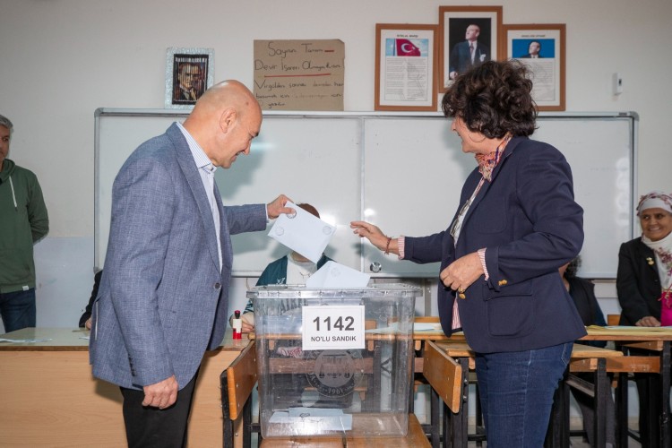 Başkan Soyer'den sandık mesajı