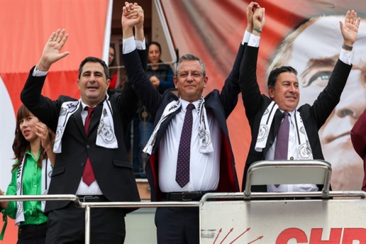 CHP Genel Başkanı Özel, Muğla Ortaca'da vatandaşlara seslendi