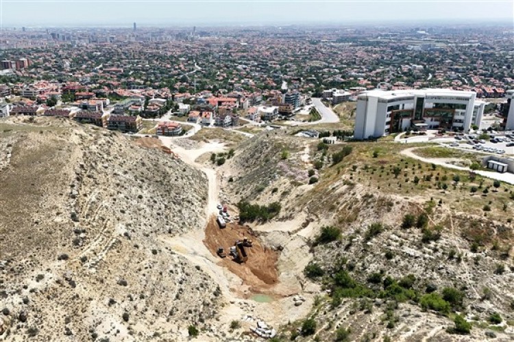 Meram'da Taşkın Koruma Göleti Projesini hayata geçiriyoruz