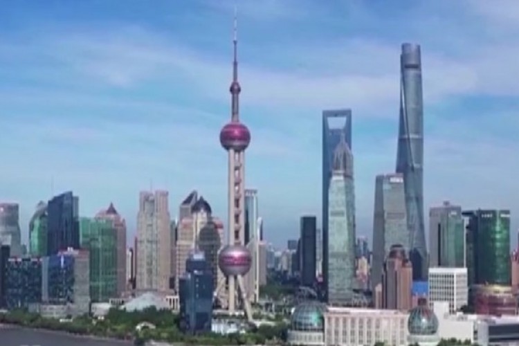 Çin piyasaları turizm hisselerinin desteğinde yükseldi