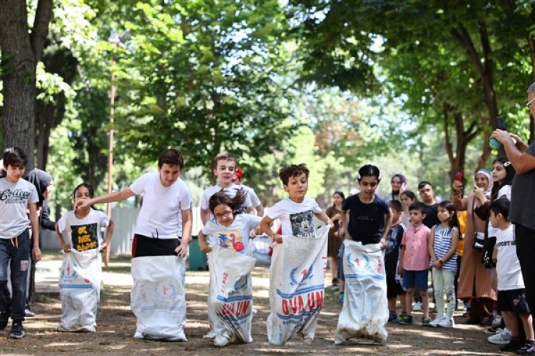Esenler'de 'Engelsiz Sevgi Buluşması' düzenlendi