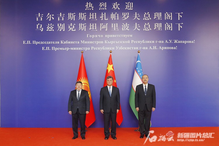 Kırgızistan ve Özbekistan'dan Xinjiang'a üst düzey ziyaret