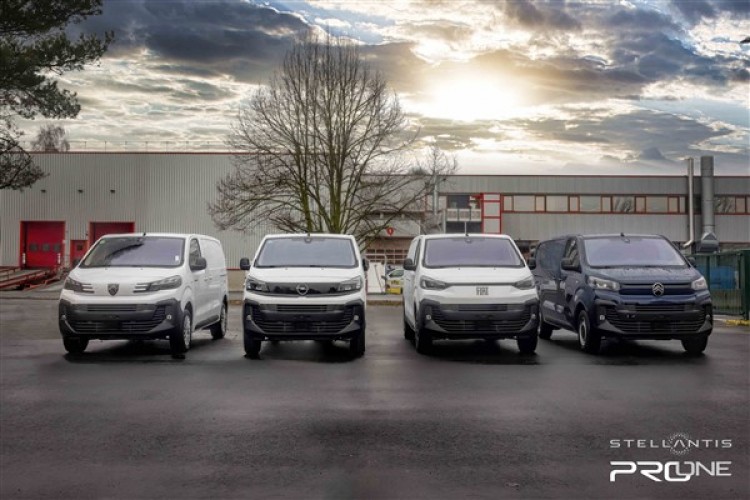 Stellantis Pro One küresel ticari araç liderliğine doğru ilerliyor