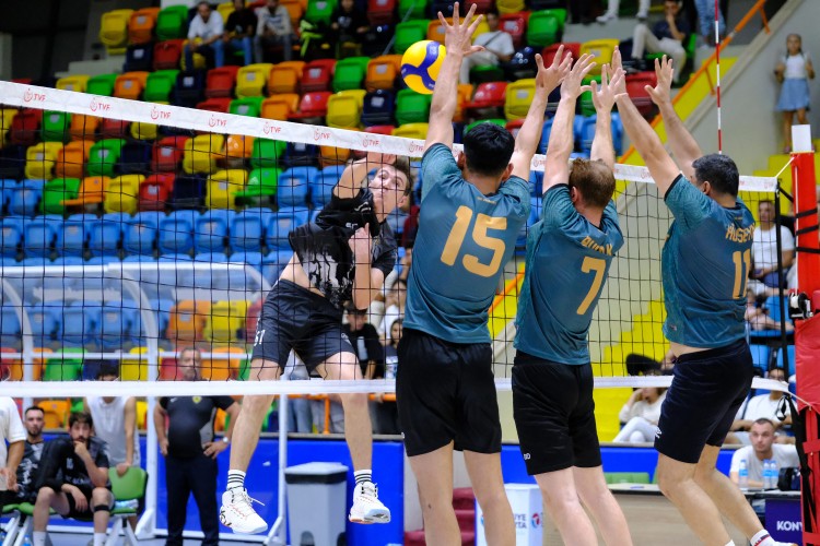 Konya'da 2. İlçeler Arası Voleybol Turnuvası sona erdi