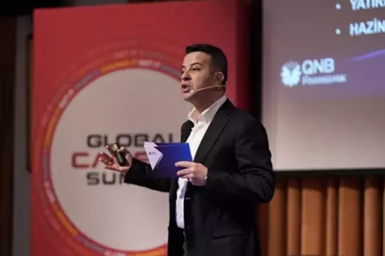 Türkiye'nin dört bir yanından üniversiteliler iş dünyasından liderlerle buluştu