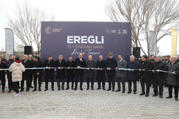 Ereğli'de 8 halı sahanın açılışı gerçekleştirildi