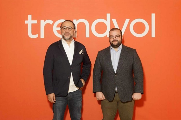 KOBİ'ler e-ihracat köprüsü kuran pazar yerleri ile kazanıyor