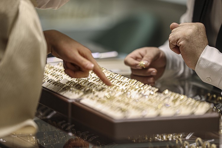 Altının gramı 6 bin 457 liradan işlem görüyor