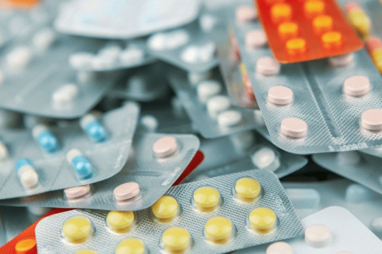 AB kritik ilaç üretimini artırmak istiyor