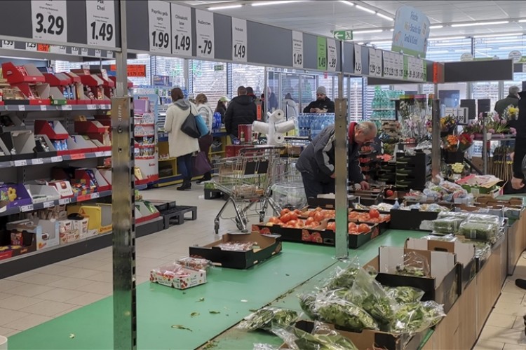 Almanya'da enflasyon yüzde 7,2'ye geriledi