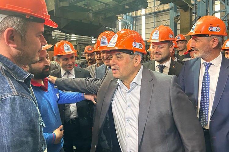 KARDEMİR işçilerine aylık net 3 bin lira ücret artışı