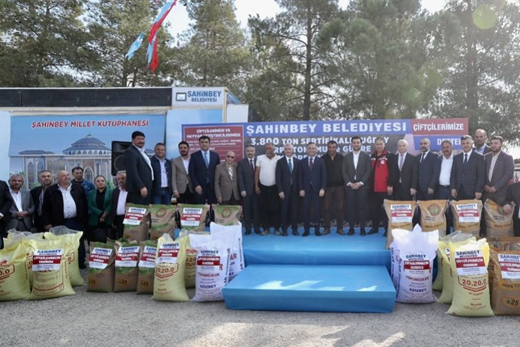 Şahinbey Belediyesi çiftçilere olan desteğini sürdürüyor