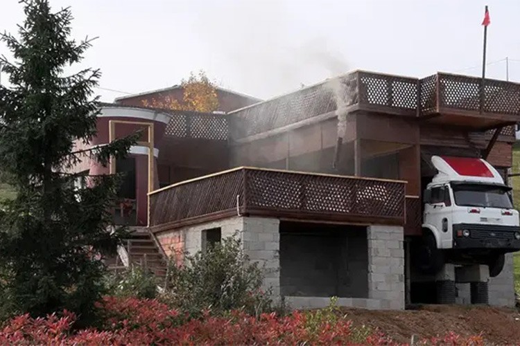 Yaylada Betonkondu kamyon ile turizm projesi