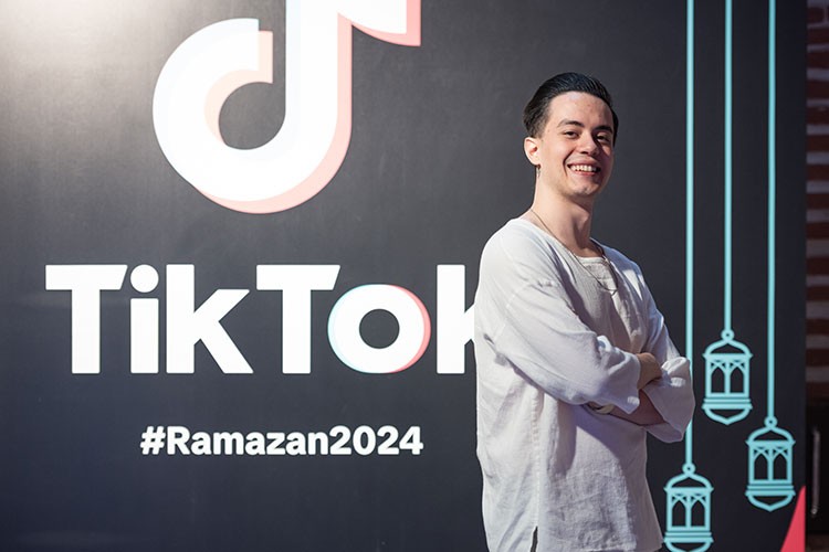 TikTok Türkiye'den 600 yıllık tarihi binada iftar yemeği