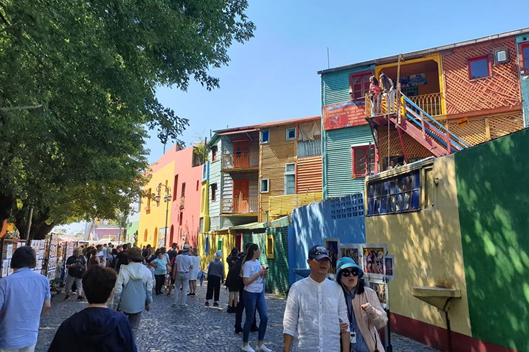 Buenos Aires'deki denizcilerin rengarenk semti… La Boca