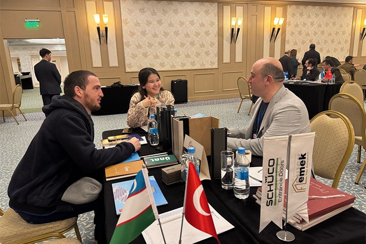 Türk firmalar, Özbekistan'ın 'kapı'sını araladı