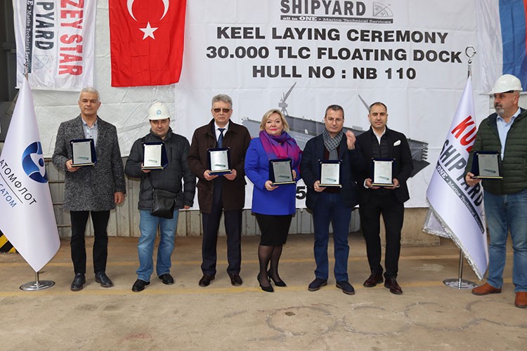 Yüzer limanin Keel Laying töreni düzenlendi