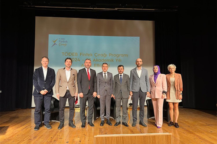 Fintek Çırağı'nın İkinci Sene Müjdesi: Fintek Sözlüğü!