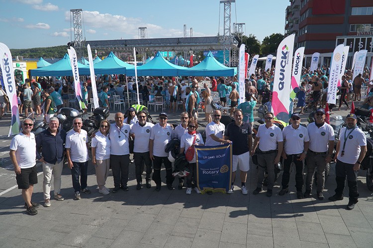 Zafer Bayramı'nı Çanakkale'de Kutladı