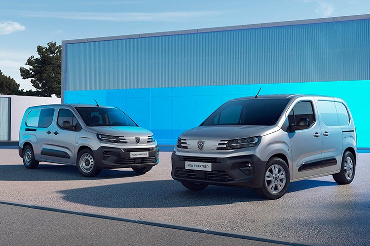 Peugeot'nun tüm hafif ticari araçları yenilendi!