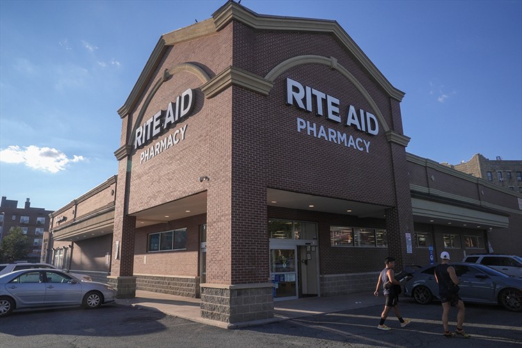 ABD'nin eczane zincirlerinden Rite Aid iflastan kurtuldu