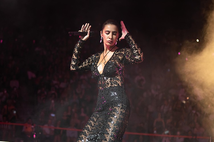 Sıla, yaz turnesine hız kesmeden devam ediyor