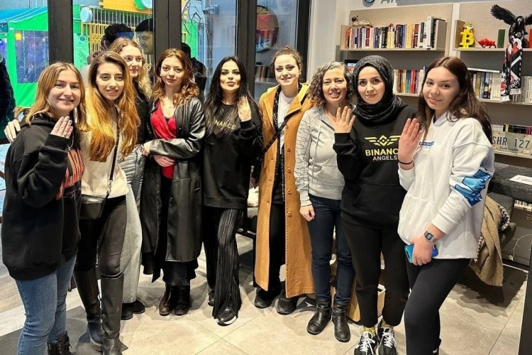 Kadın Akademisi İlk Mezunlarını Verdi