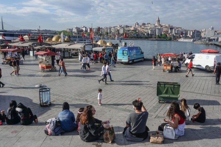 Türkiye'de genç işsizlik...