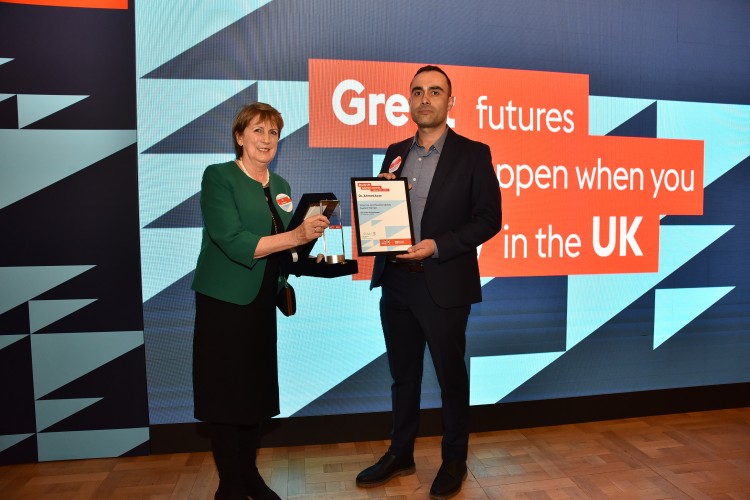 Mezun Ödülleri 2023 ile Birleşik Krallık mezunlarının üstün başarıları kutlandı