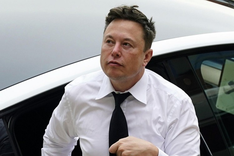 Dünyanın en zenginleri listesinde yeniden ilk sırada