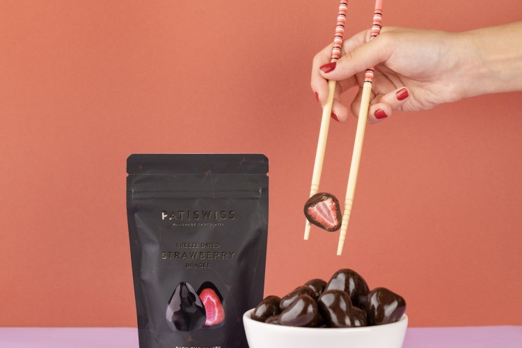 ÇİKOLATA KITLIĞI KAPIDA: KAKAO MEYVESİ ÜRETİMİ YÜZDE 40 DÜŞTÜ, KAKAO FİYATLARI UÇUŞA GEÇTİ