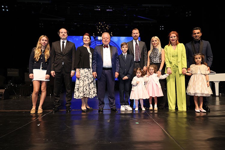 3 Yıldönümü Aynı Gecede Kutlandı