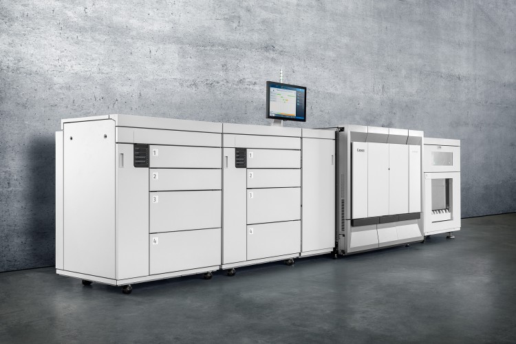 Canon, varioPRINT 6000 serisi TITAN'ın başarısını yeni model güncellemeleriyle kutluyor