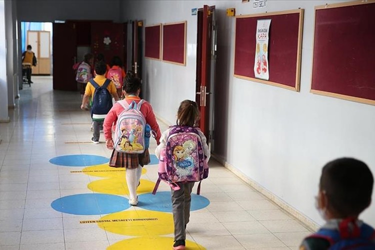 Okullar yüz yüze eğitime açılmalı