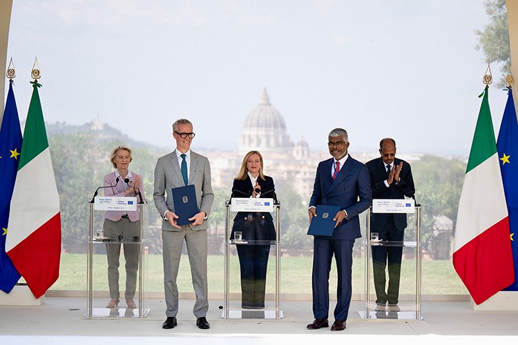 Afrika'da yatırımlara yönelik anlaşmalar imzalandı