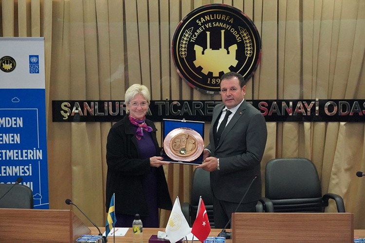 180 depremzede e küçük işletmeye 10 milyon lira hibe